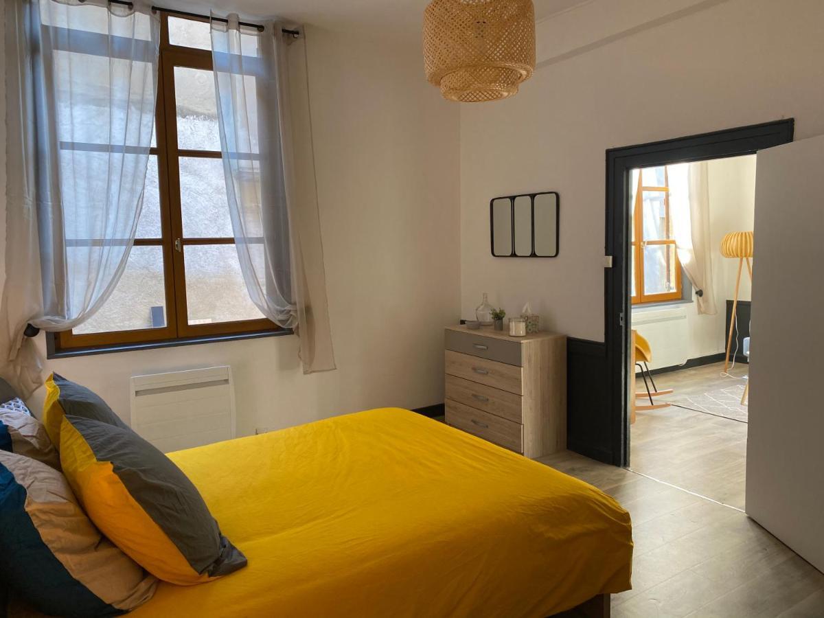 Joli Appartement Quartier Historique, 5 Pers ムーラン エクステリア 写真