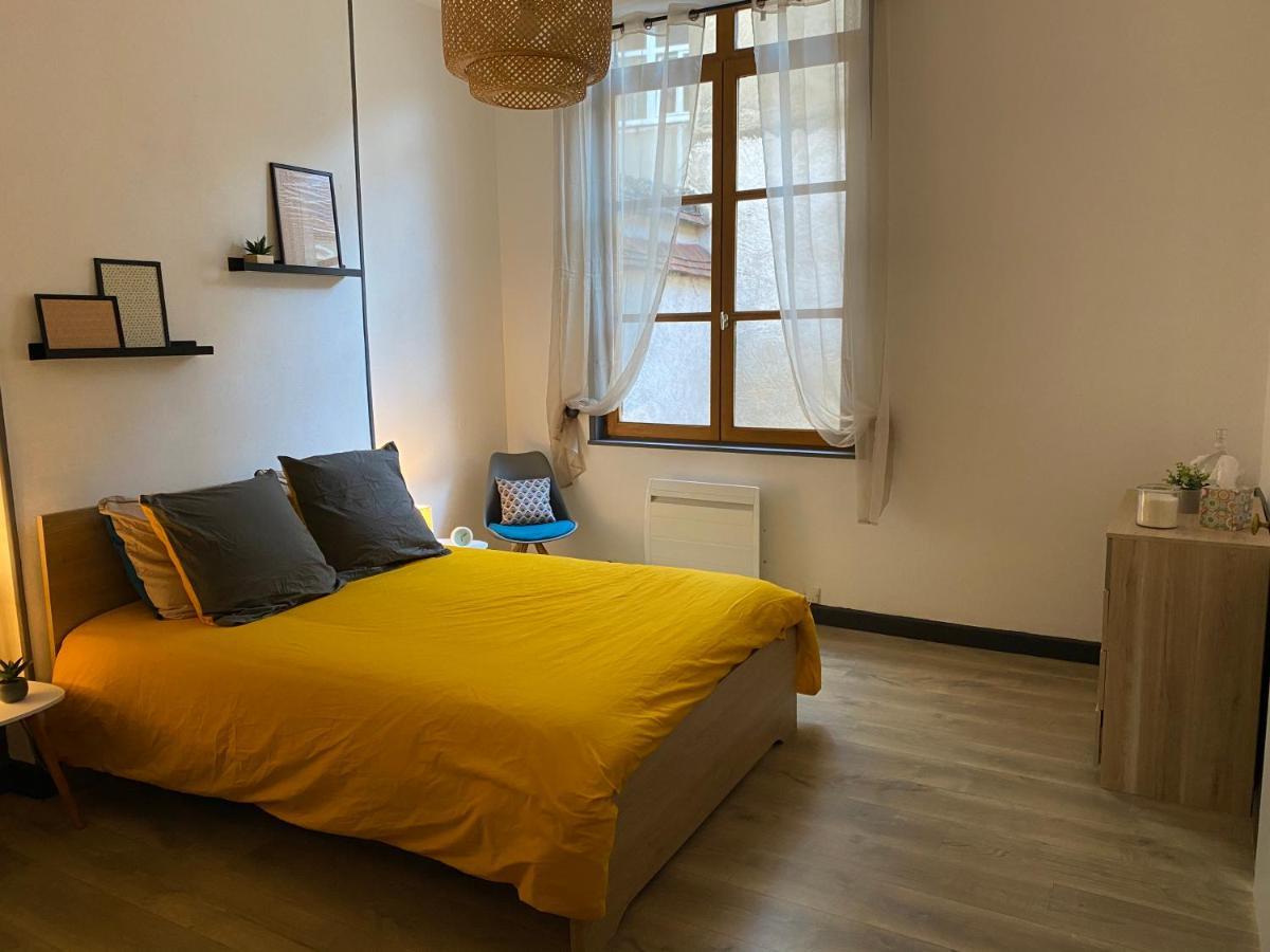 Joli Appartement Quartier Historique, 5 Pers ムーラン エクステリア 写真